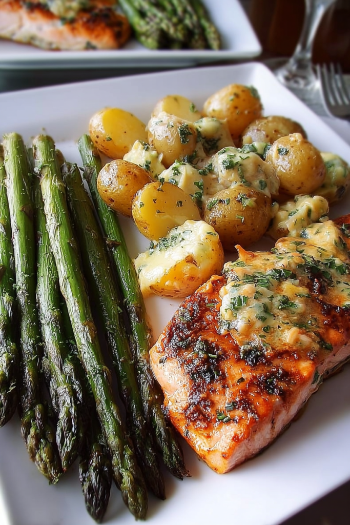 Salmon with Cheesy Asparagus