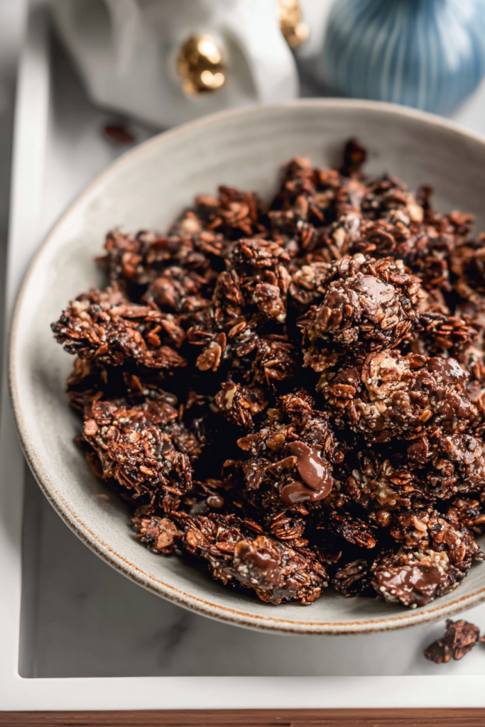 healthy chocolate granola