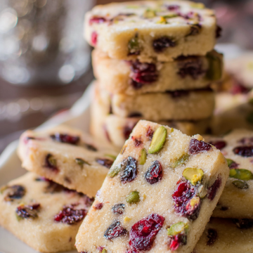 cranberry pistachio shortbread cookies
