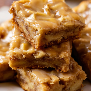 Apple Cinnamon Blondies with Maple Glaze